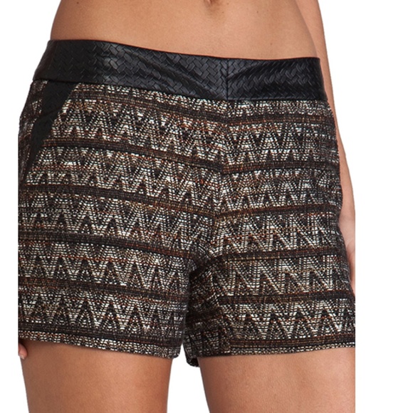 TRINA TURK Tribal Patterend Shorts - Picture 1 of 8